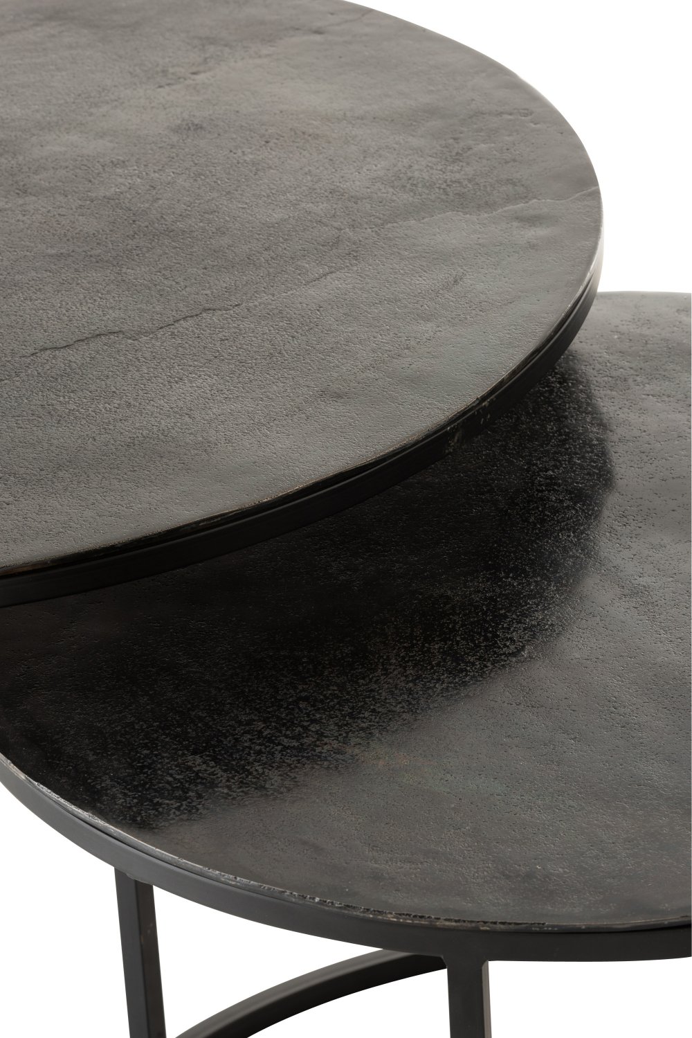 Set de 3 tables gigognes ronde NIZI en métal noir et aluminium noir/ vert.